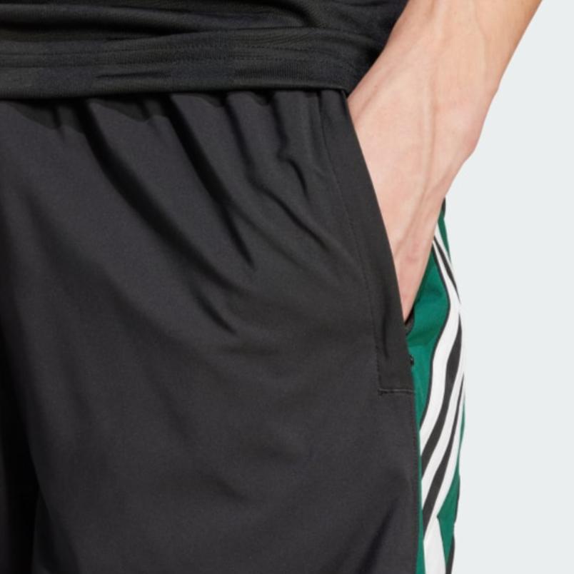 adidas Pantalones Cortos Casuales de Corte Holgado con Logo para Hombre Shorts Negros JX3077