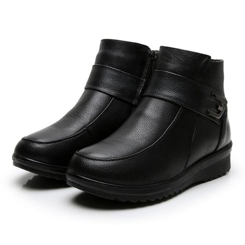 2025 New Genuine Leather Thick Plush Winter Woman Boots Non-slip Waterproof Women Snow Boots Mother Warm Cotton Padded Shoes