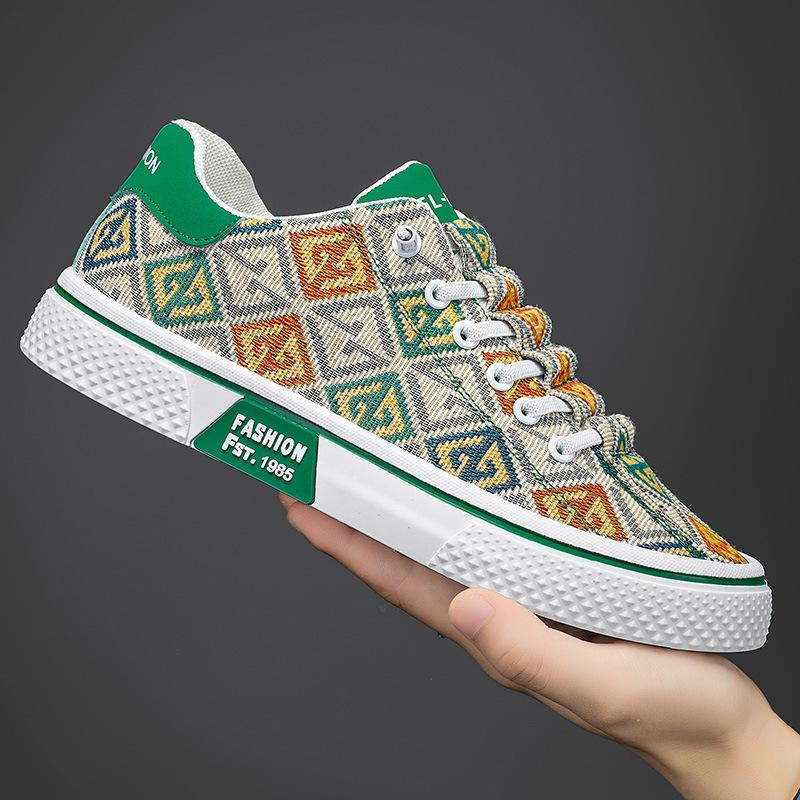 

Summer 2025 new trend versatile breathable casual canvas shoes men s round head low-top flat men s board shoes trendy shoes 39