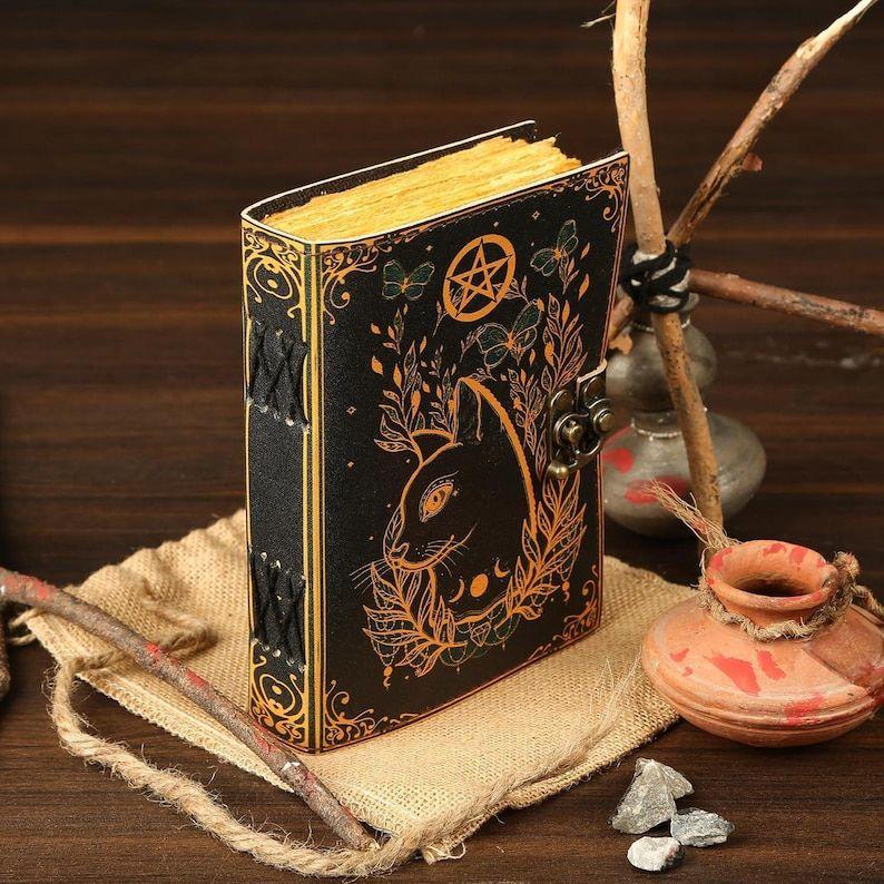 Blank Leather Spell Book: Cat Design Grimoire, Handmade Journal