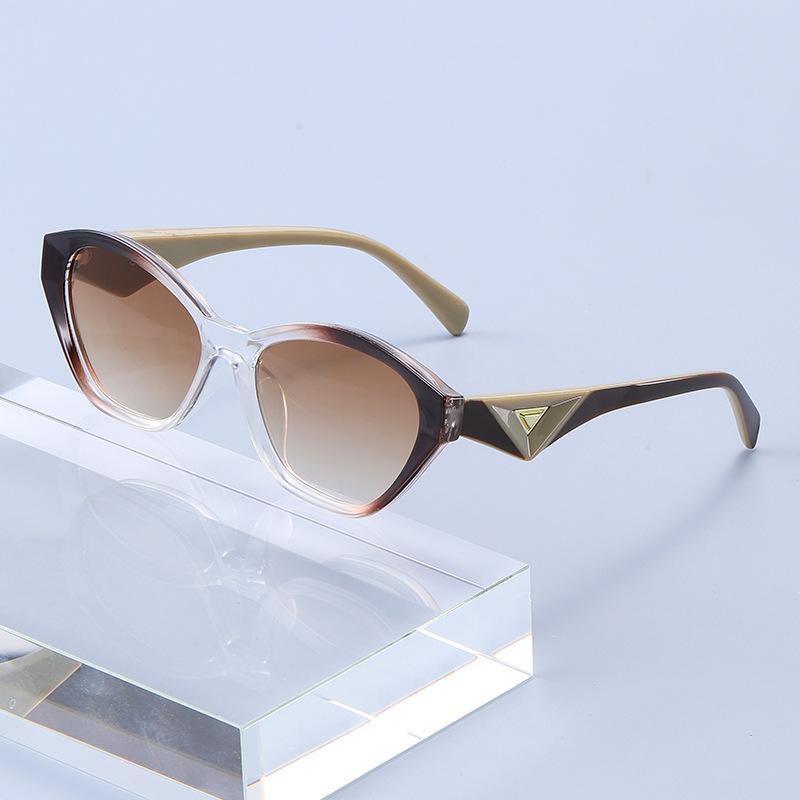 New Cat Eye Sunglasses Personalized Triangle Accessories Fashion Small Frame Ins Personalized Sunglasses Women JH3040