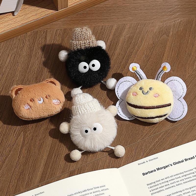 Cute cartoon pin shoe buckle three-dimensional plush cotton slippers accessories fun removable cotton shoes shoe flower