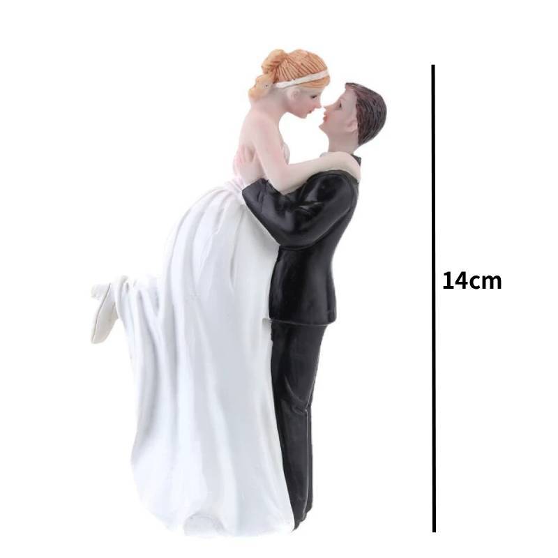 Western Style Cake Topper With Resin Bride And Groom Figures For Wedding Party Decor