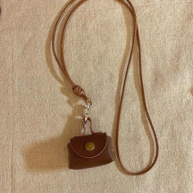 Mini Leather Coin Purse Pendant Necklace for Women Vintage Adjustable Leather Rope Sweater Chain Necklace Jewelry Gifts