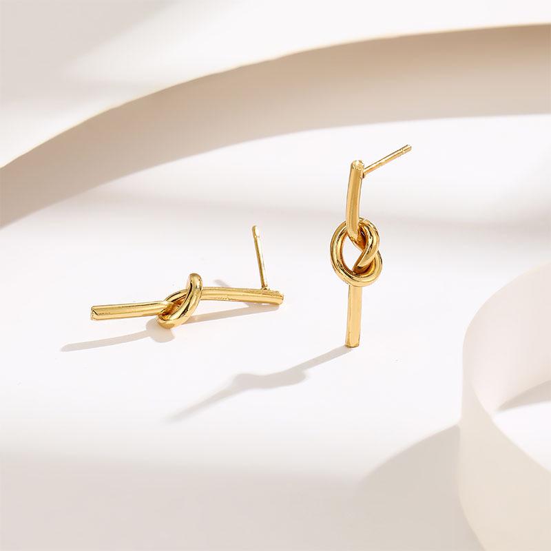 Korean Style Knot Titanium Steel Stud Earrings - Elegant, Versatile, Trendy Women's Luxury