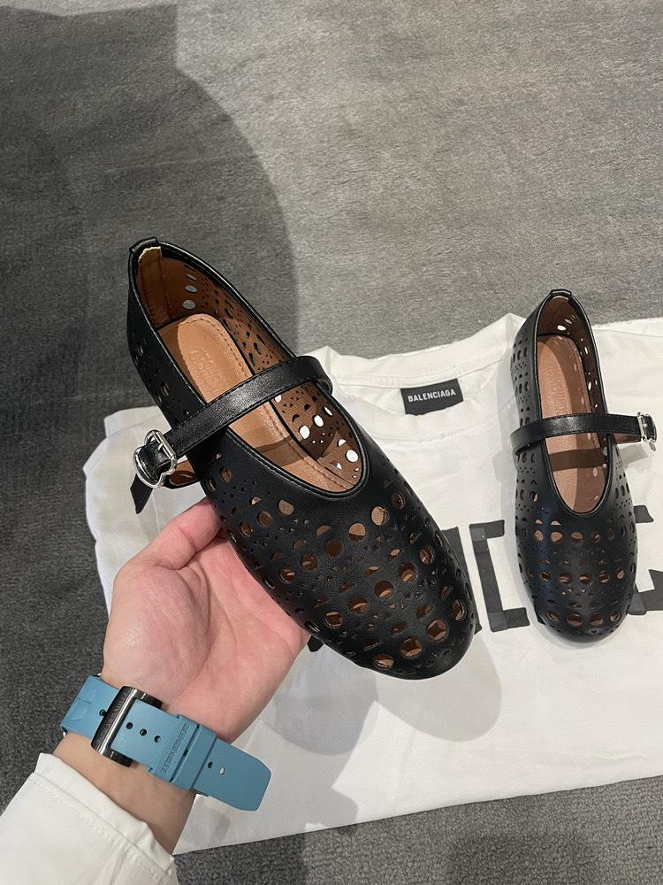 

Sheepskin version~ Summer leather shallow mouth Mary Jane one-word buckle belt hollow round head flat sole shoes women s ballet shoes 40