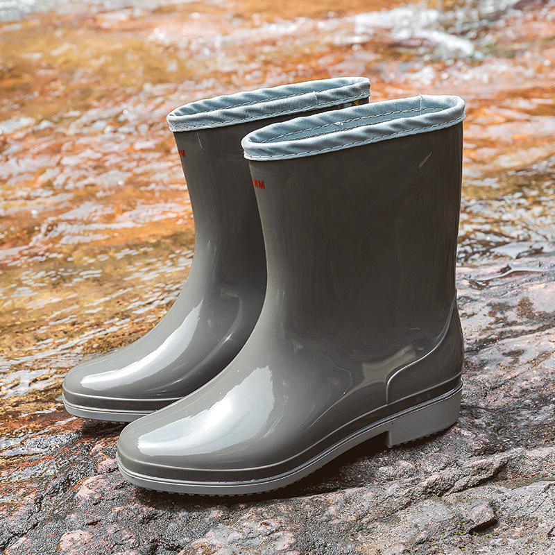 Women's Mid-Tube PVC Anti-Slip Rain Boots - New Waterproof Rubber Shoes