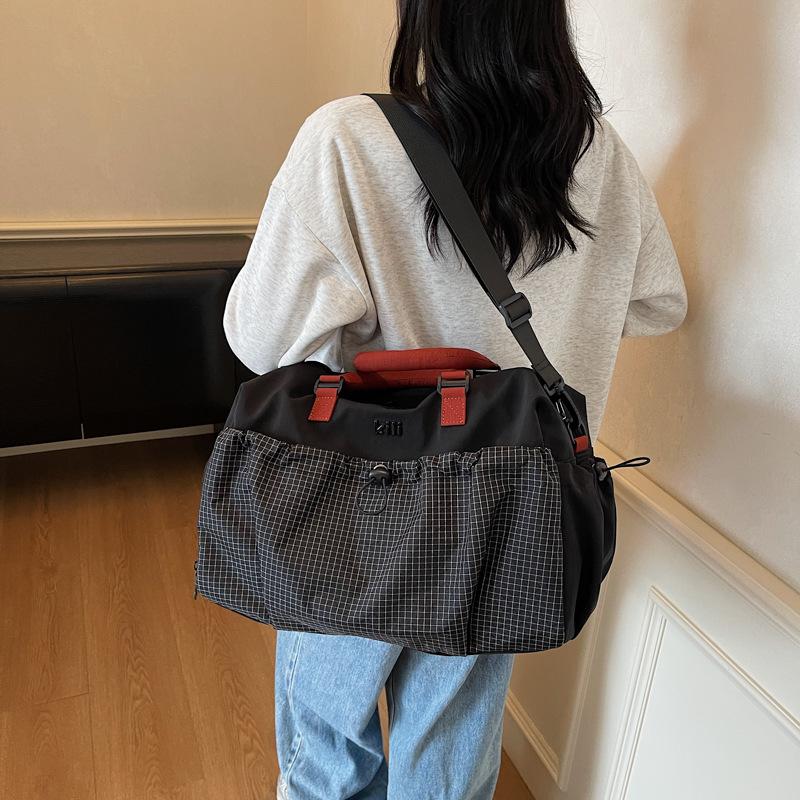 Travel bag Lightweight multi-functional messenger sports fitness bag Portable business trip Large capacity storage duffel bag