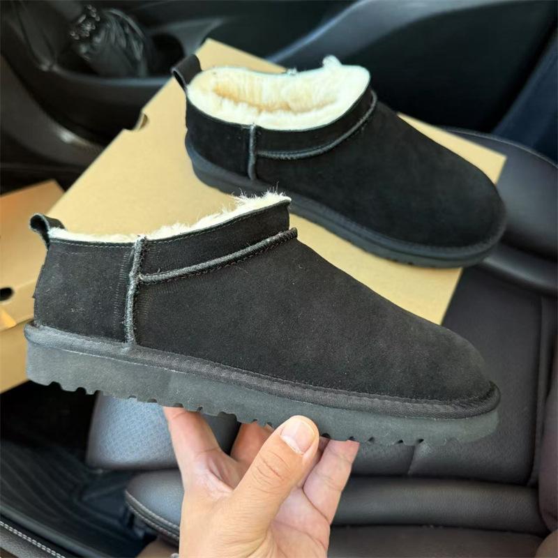 2027 Dames Schuin Afgesneden Lage Top Korte Sneeuwschoenen Koeienhuid Wol Voering Warm Fleece Gevoerd Antislip Winter Katoenen Schoenen voor Dagelijks Gebruik 35 zwart