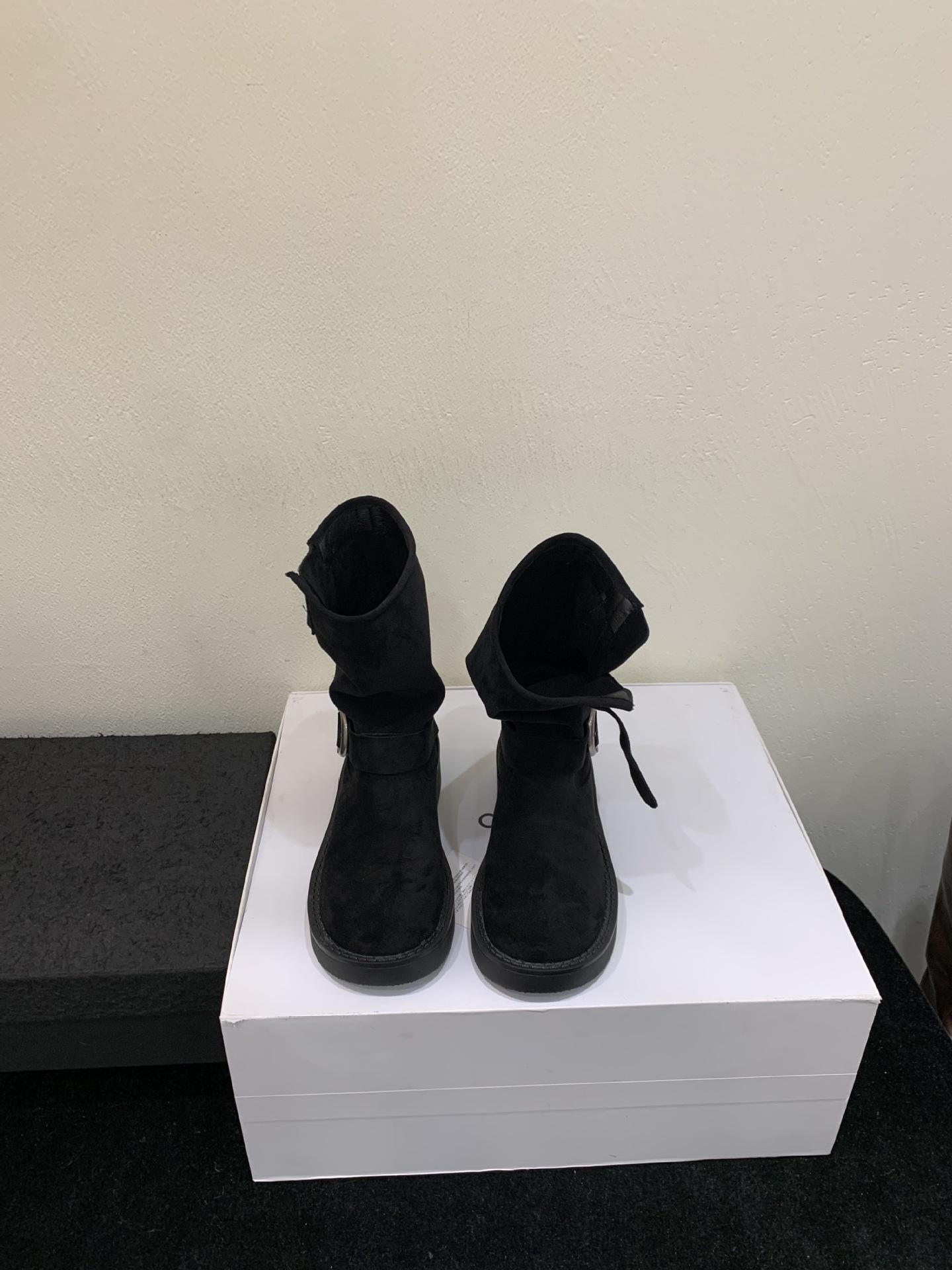 

Round head thick sole medium tube knight boots women s brown 2025 autumn and winter new thick heel retro Chelsea Martin boots women 35