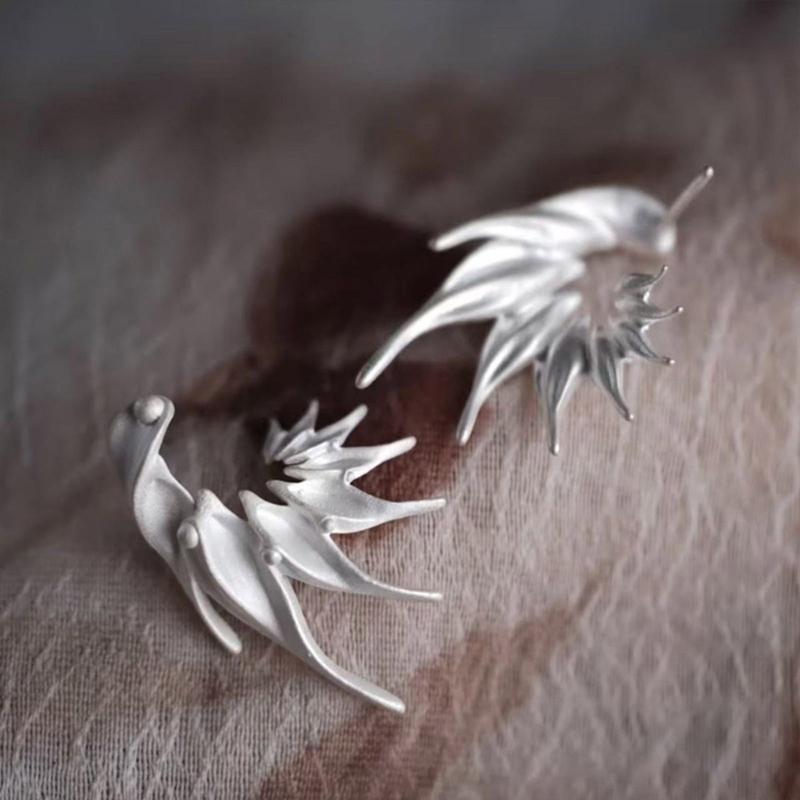 Unique Sea Themed Studs Earrings Ear Studs Fashion Ears Jewelry Alloy Texture Suitable for Various Occasion Wear
