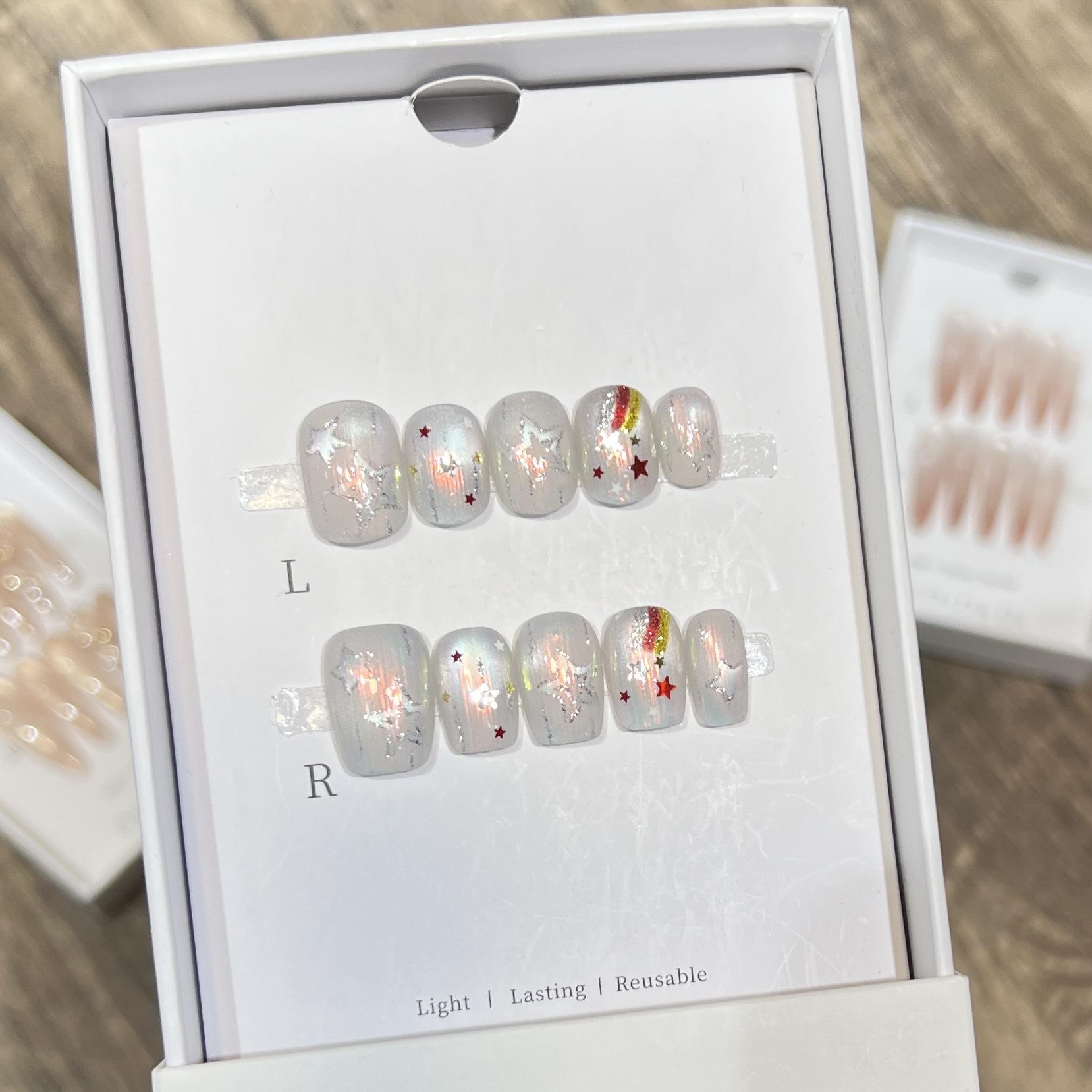 

Аврора Полая Звезда Нейл-арт Ежедневный Короткий Стиль Ins Стиль Милый Чистый Ручной Ношение Ногтей Накладка для Ногтей large L