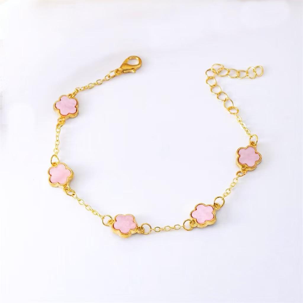 Koreaanse Stijl 4-delige Sieradenset: Bloemenarmband, Ring, Oorbellen met Stud & Klavertje Vier Ketting