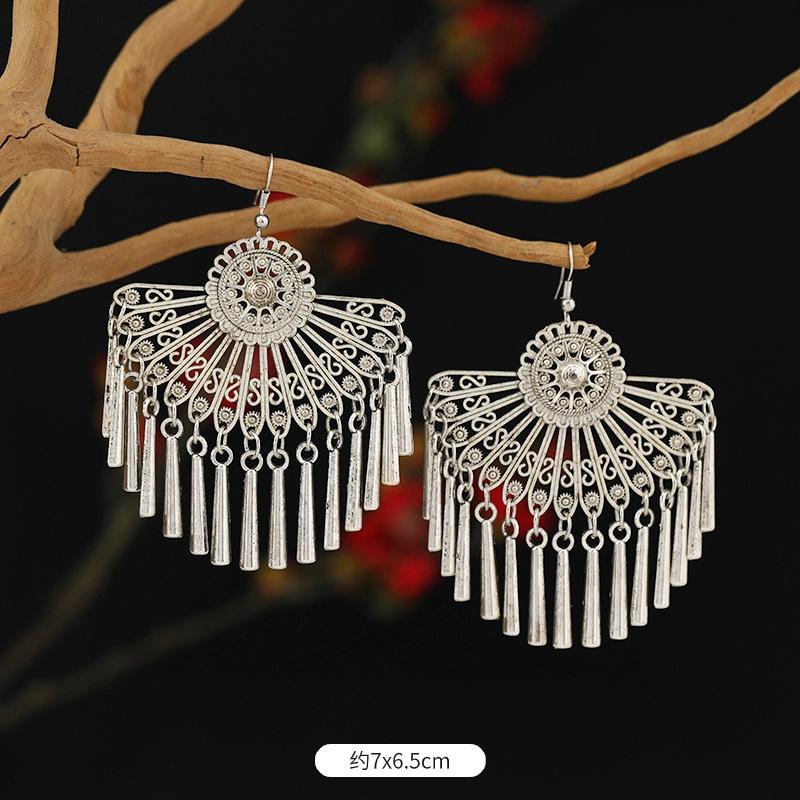 Boucles d'oreilles de niche rétro exotiques pour femmes, longues et personnalisées à franges, boucles d'oreilles au tempérament bohème