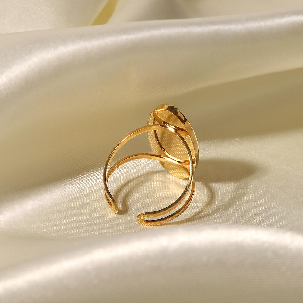 French retro style niche design Fritillary ring 18K gold stainless steel oval pearl ring opening