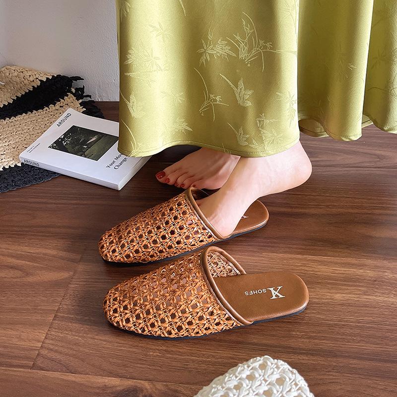 French Breathable Woven Bag Head Half Slippers Women's Summer 2025 New Fashionable Versatile Outer Wear Niche Cool Slippers