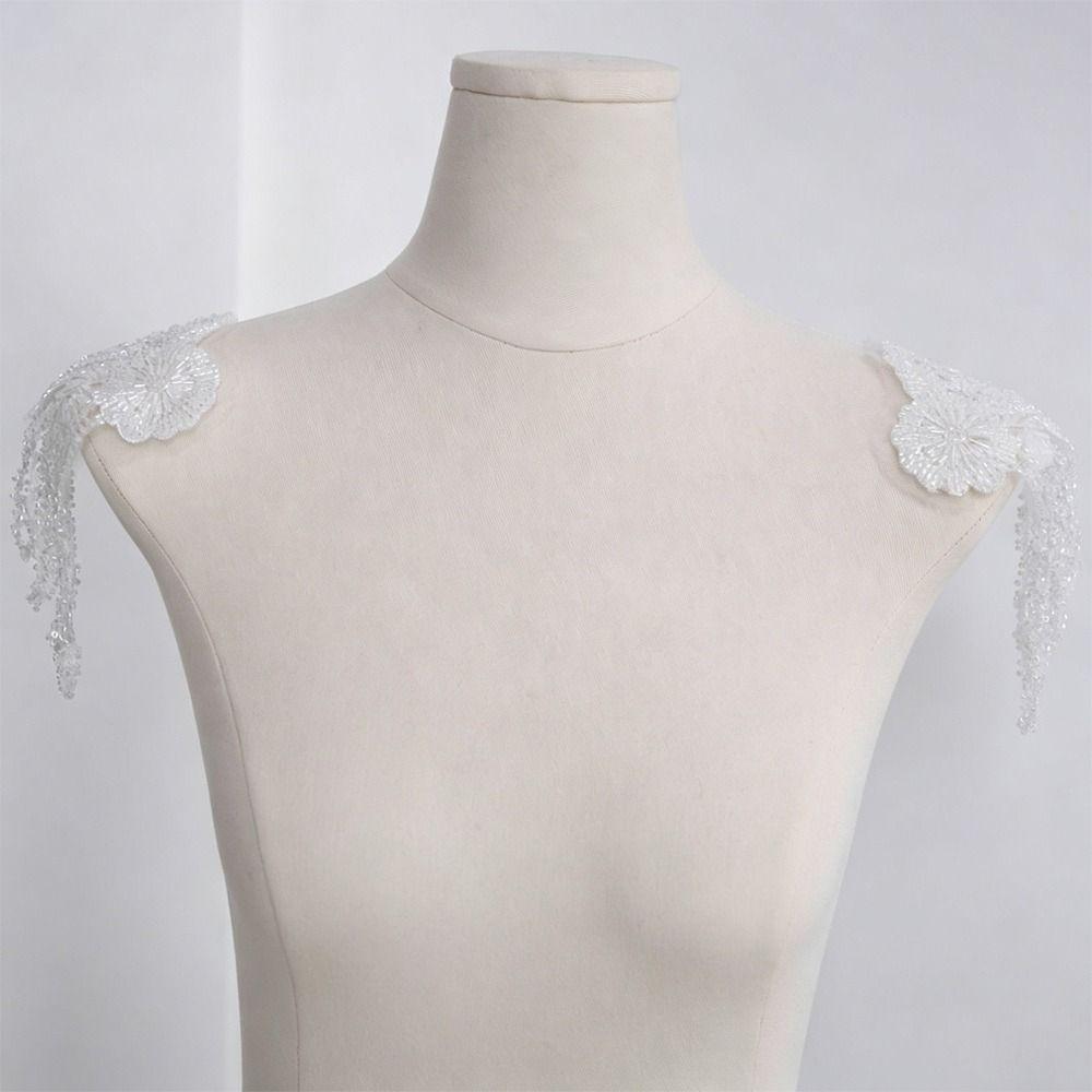 Pearl Embroidery Shoulder Ornaments Diamond Binding Beads Three-Dimensional Bead Embroidery Patch Gold Embroidery Handmade