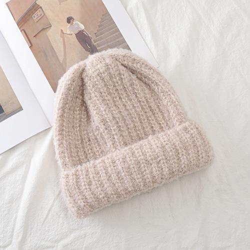 Nuevo sombrero holgado de invierno para mujer, gorro con puños decorado a la moda, gorro cálido para invierno para mujer, gorro tejido informal para calle