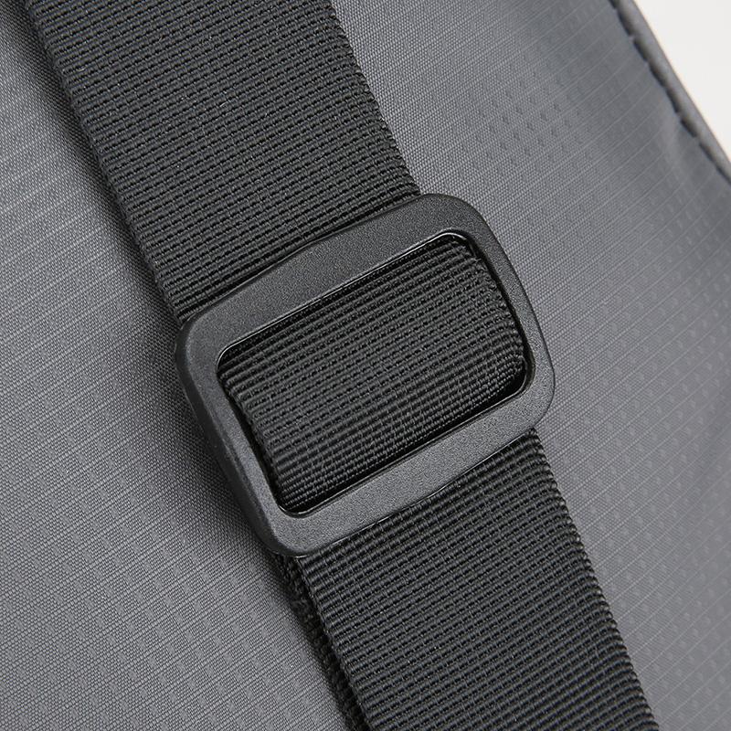 Geantă de piept pentru bărbați Geantă crossbody pentru călătorii și sport Geantă de umăr pentru navetă