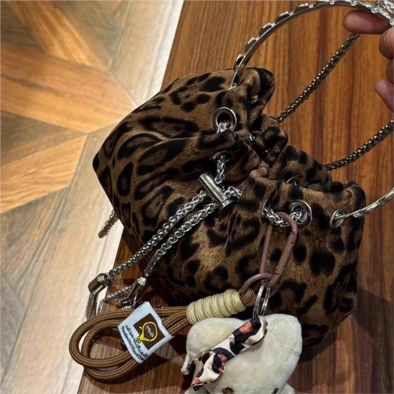 Hot Girl Retro Leopard Pattern Bucket Handbag Women Chic Chains Drawstring Shoulder Bags Ladies Luxury Designer Purses Y2k 2025
