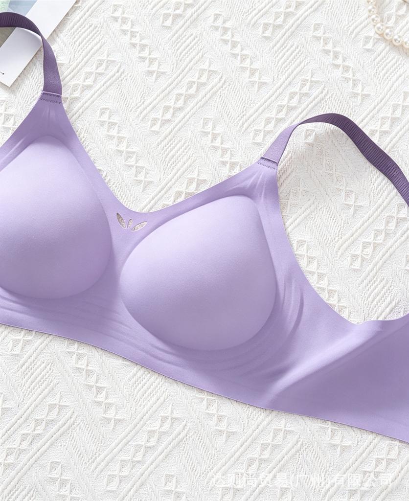 Ice silk seamless jelly underwear, thin small breasts, gathered without steel rings, integrated bra cover, anti-sagging, collection of secondary