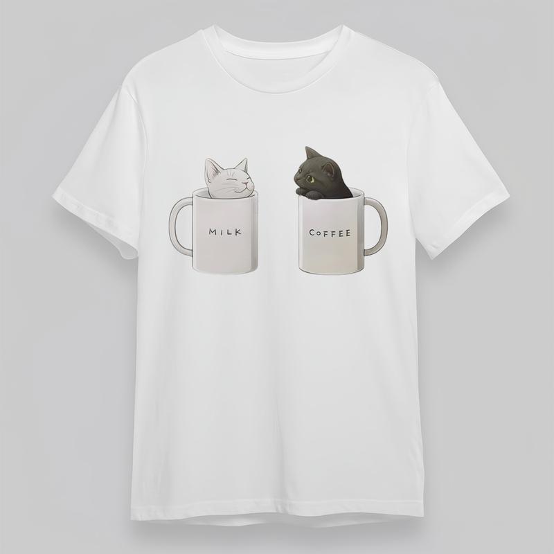 

Женская футболка большого размера с чашкой и белым котом, чашкой кофе, серой кошкой, графическая 2XL
