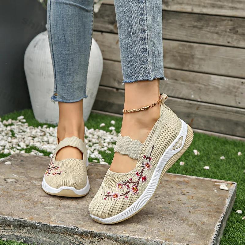 Fashion Women Fashion Leisure Flat Shoes Spring Autumn Flat Square Toe Knitting Elastic Soft Sole Comfortable Slip-on Shoes Plus Size 43