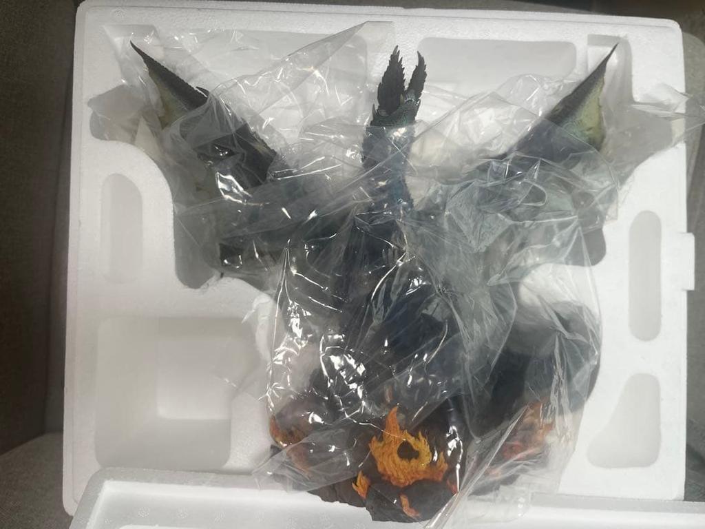 [USED] Alatreon Figure