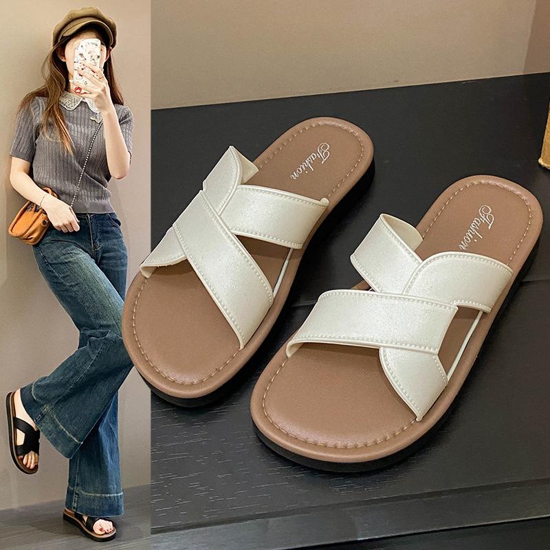 Retro Casual Flat Shoes Women's Beach Anti-slip and Cool New Cross-belt Slippers