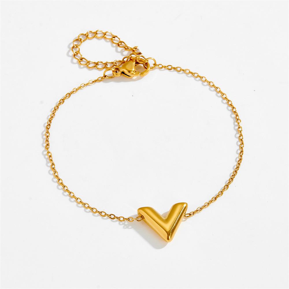 2025 New Simple Gold Niche Light Luxury V Letter Necklace for Women Summer Collarbone Chain Earrings Bracelet