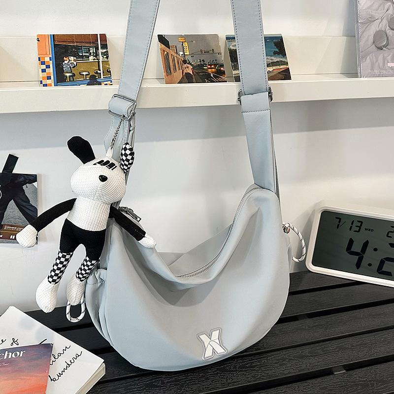 Trendy Brand Messenger Bag Men's 2025 New Japanese Casual Large-capacity Dumpling Bag Female Student Versatile Satchel Shoulder Bag