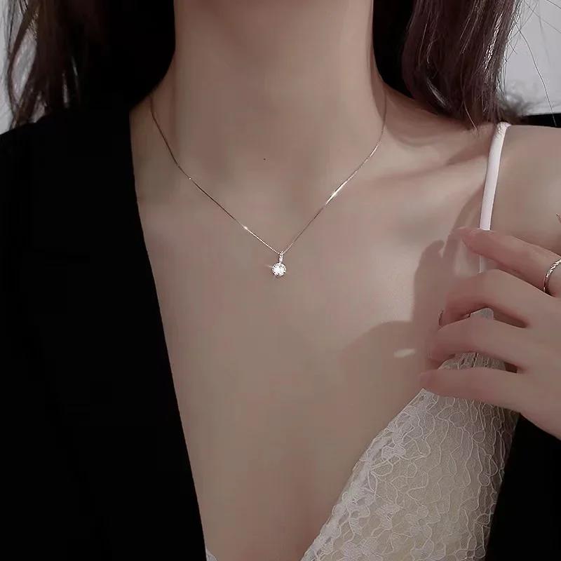 Módní Stříbrná barva Náhrdelník kulatý Zirkon Přívěsek Minimalistický styl Šarm Přívěsek obojek Pro Dámské Party Svatba Narozeniny Jemné šperky Dárky