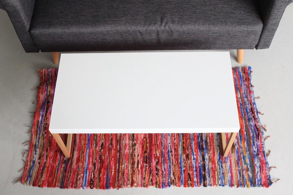 Velvet Area Rug, 128 X 75 Cm