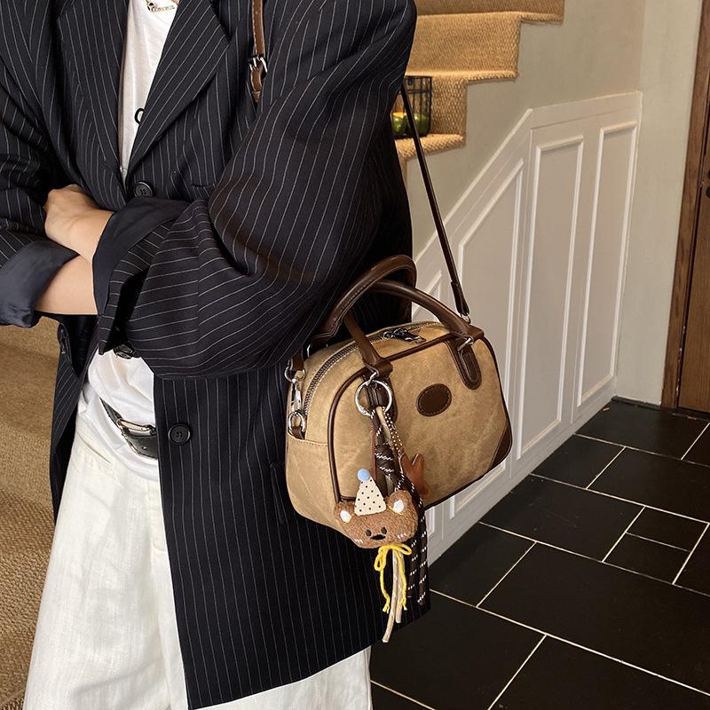 High-end Niche Bag, Retro and Versatile Crossbody Bag, Color-blocking Hand-held Bowling Bag