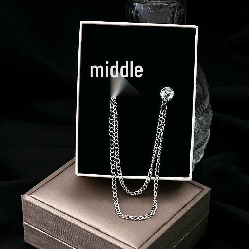 European & American Irregular Star Brooch with Tassel Chain – Stylish Korean Flower Accessory for Suits