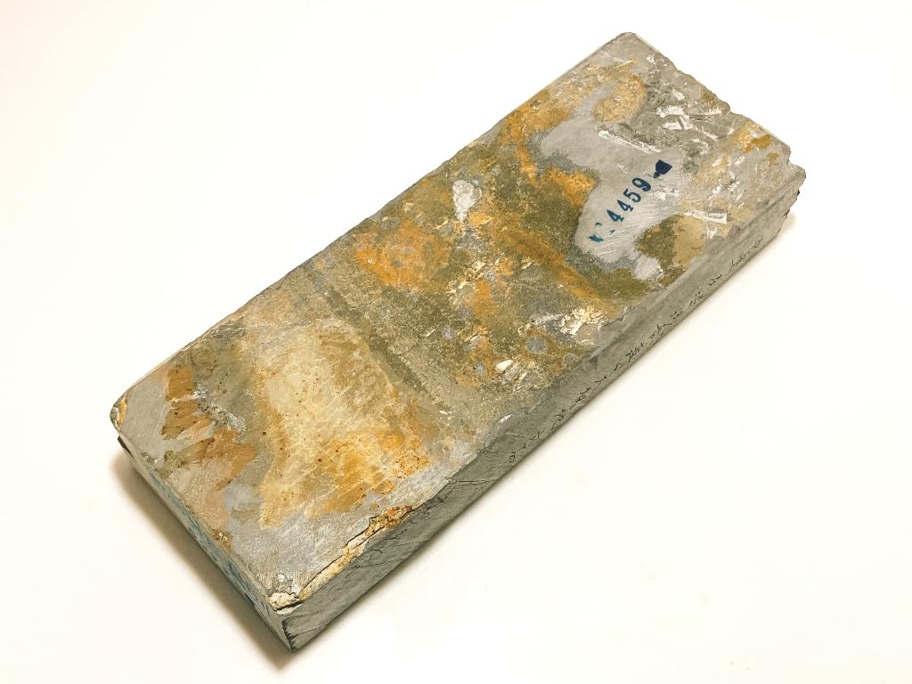 Natural Whetstone, Masamotoyama, Yamashiro Brand, Umegahata Ozaki, Ukyo-ku, Pale Yellow, Light Pear-patterned, 60-cut, #59, 1,289g