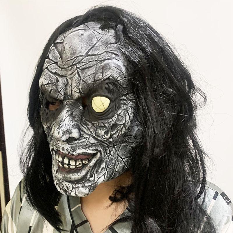 Schwarzhäarige einäugige Zombie-Spoof-Horror-Streichmaske