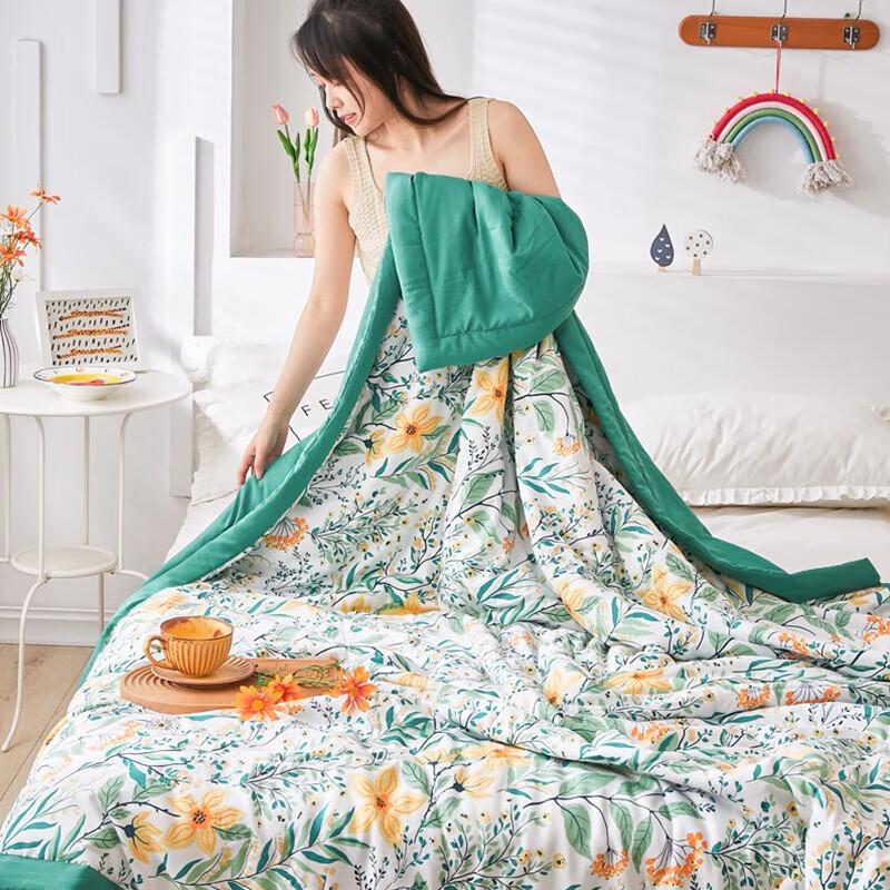 Bruno Midsummer Soft Summer Quilt