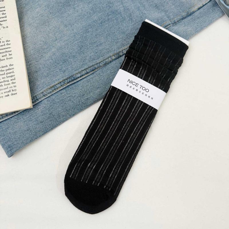Thin Style Children's Short Tube Striped Sheer Stocking, Solid Color Long Cotton Sock, Versatile and Suitable for All Occasions.