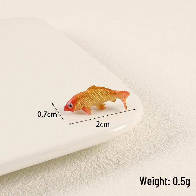 Miniatur-PVC-Koi-Goldfisch-Ornament für Spielhäuser & Dioramen