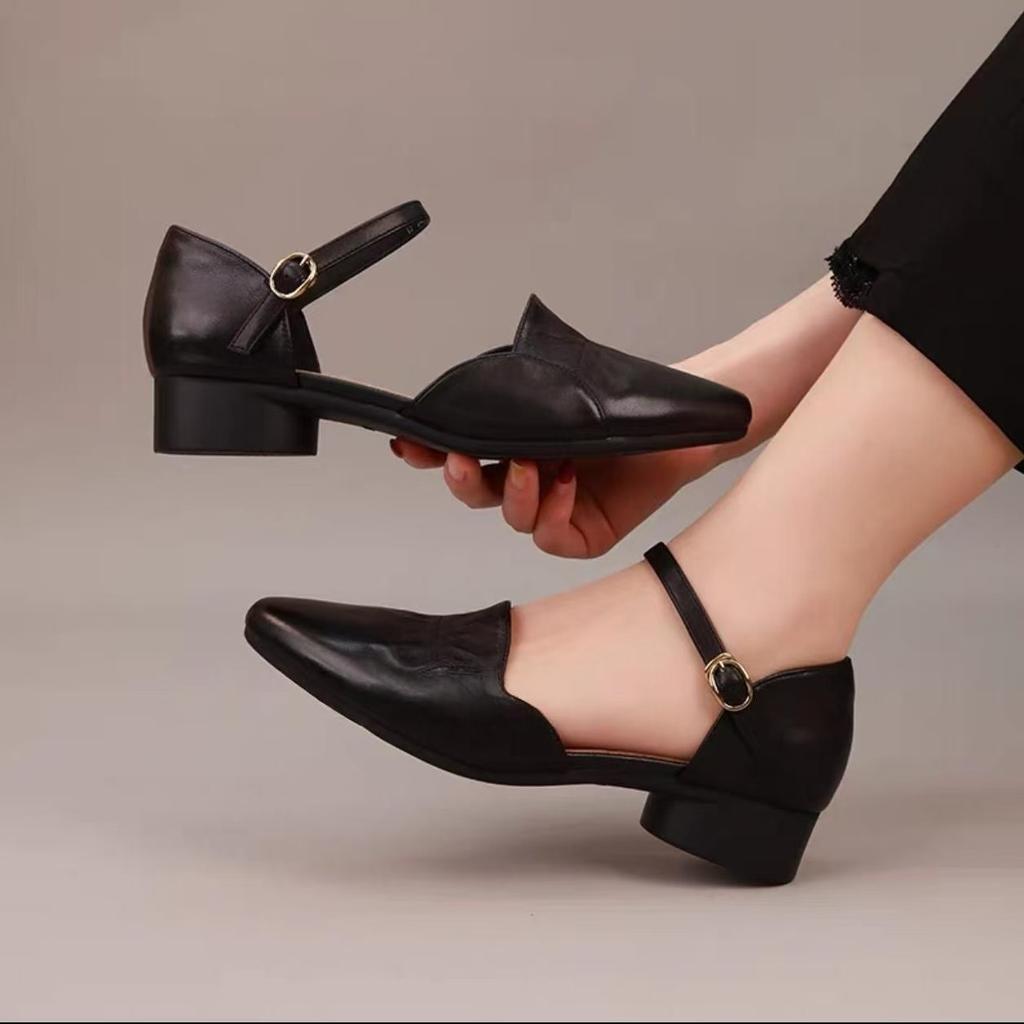 New spring and summer pointed head with sandals soft sole soft surface fashion temperament wedge heel bag head hollow sandals