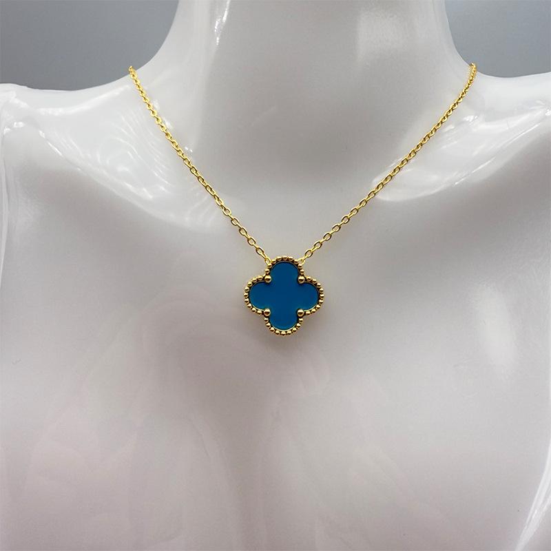 Temperament Socialite Lucky Four-leaf Clover Titanium Steel Necklace Female Internet Celebrity Light Luxury Five-flower Clavicle Ladies Necklace