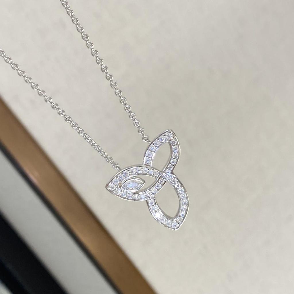 Lily Marquise 925 Silver Necklace with 5A High Carbon Diamond Clover Pendant - Elegant Light Luxury Clavicle Chain for Women