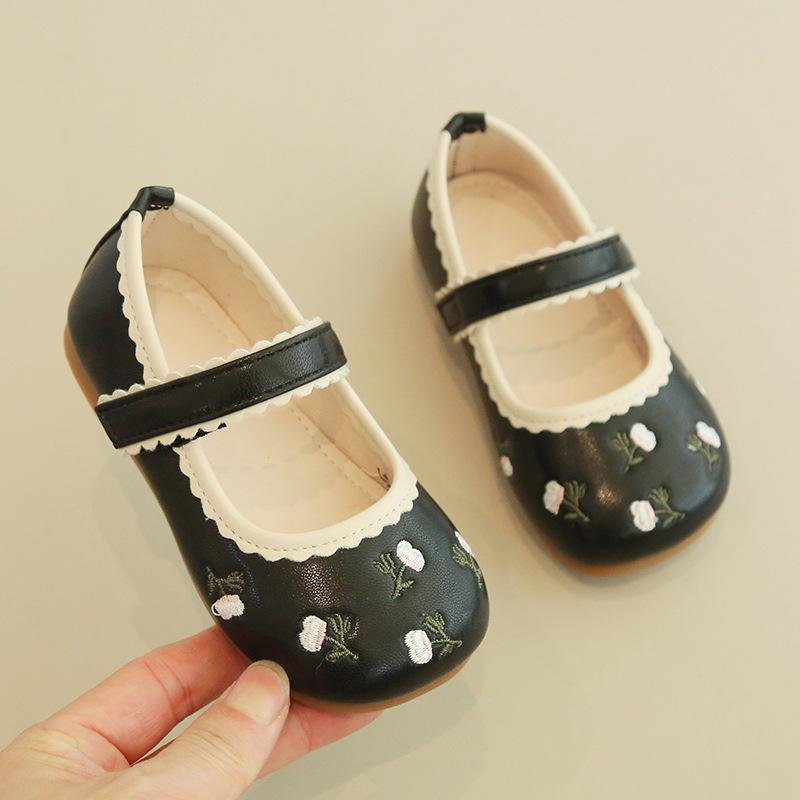 

Кожаная обувь для девочек 2025 весна и осень новая детская обувь туфли принцессы для маленькой девочки мягкая подошва нескользящие туфли Doudou одинарная обувь тренд 25 чёрный