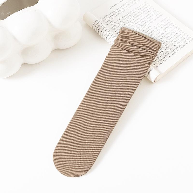 Damskie białe skarpetki do połowy łydki z jedwabiu lodowego: Cienki, Jednolity kolor, Aksamitny, Wiosna/Lato