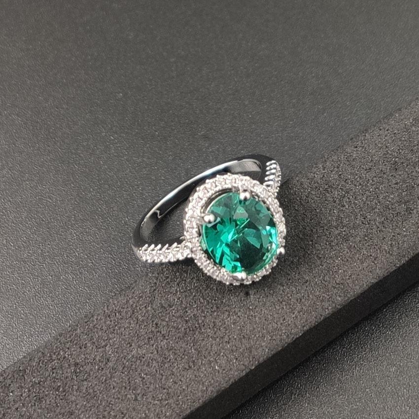 Luxuriöser Zirkon-Saphir-Ring im europäischen Stil: Voll-Diamant-Kristall Verlobungs-/Hochzeitsschmuck.