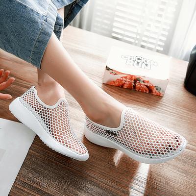 Sandalias femeninas 2023 zapatos de mujer transpirables de malla zapatos deportivos de moda zapatos de mujer cómodos suaves