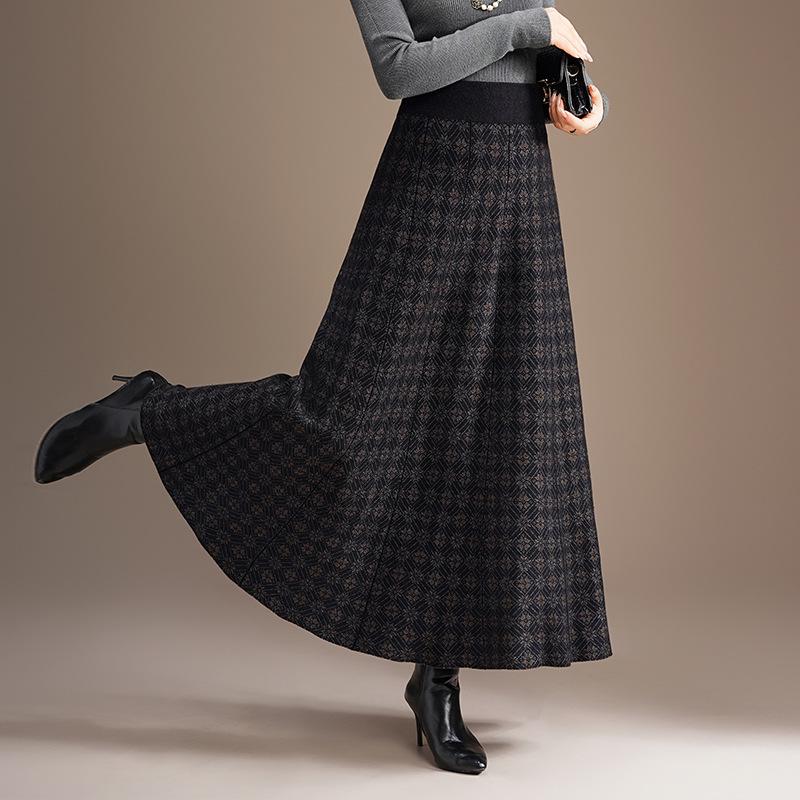 2025 Winter Women's High Waist Knit Pleated Wool Midi Skirt