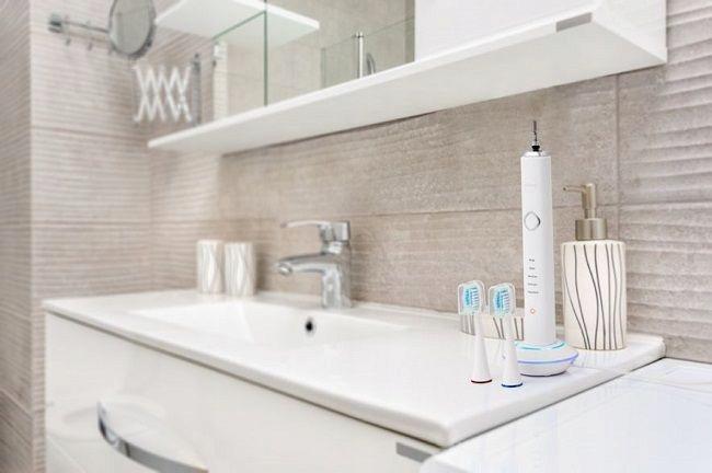 ELDOM SD200B sonic electric toothbrush