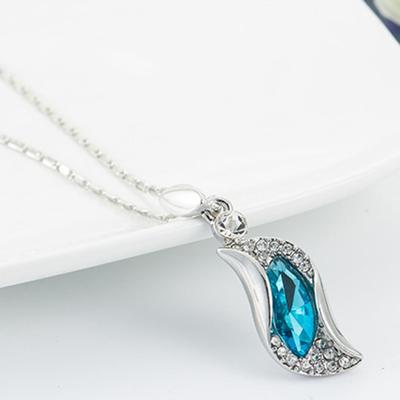 2Pcs/Set Exquisite Workmanship Noble Necklace Earrings Set Shining Faux Crystal Pendant Necklace Hook